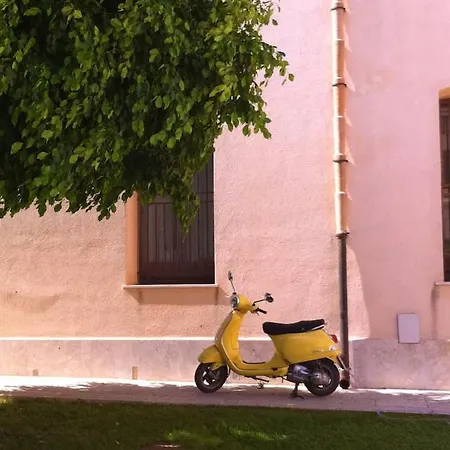 Seaside Retreat: 2-bedroom With Wi-fi In * Castellammare del Golfo
